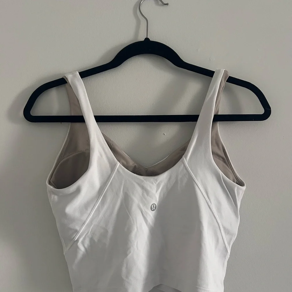 lululemon Align Tank Top
Light Support, A/B Cup Size 8 White - Picture 2 of 4